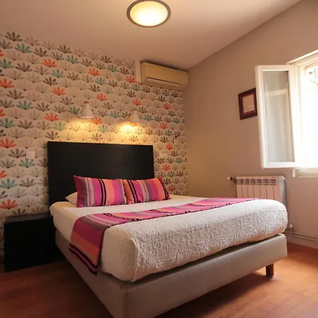 Hotel Des Arts, Artisanal Et Independant 2*