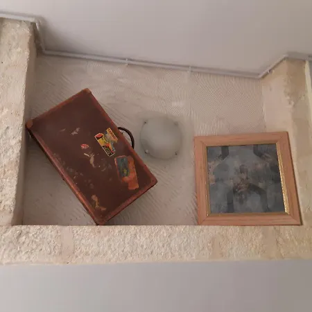 Des Arts, Artisanal Et Independant 2* מונפלייה