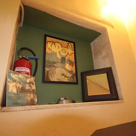 Des Arts, Artisanal Et Indépendant Hotel 2*