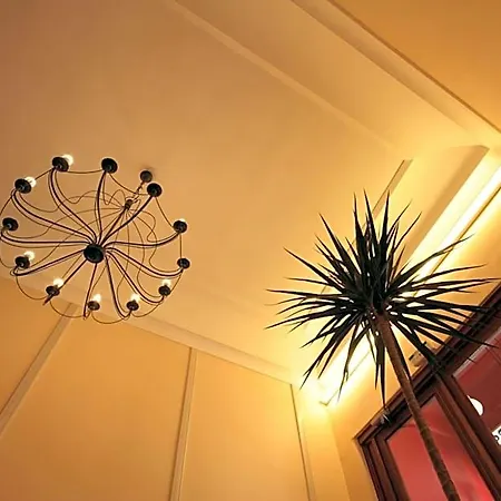 Hotel Des Arts, Artisanal Et Independant 2*