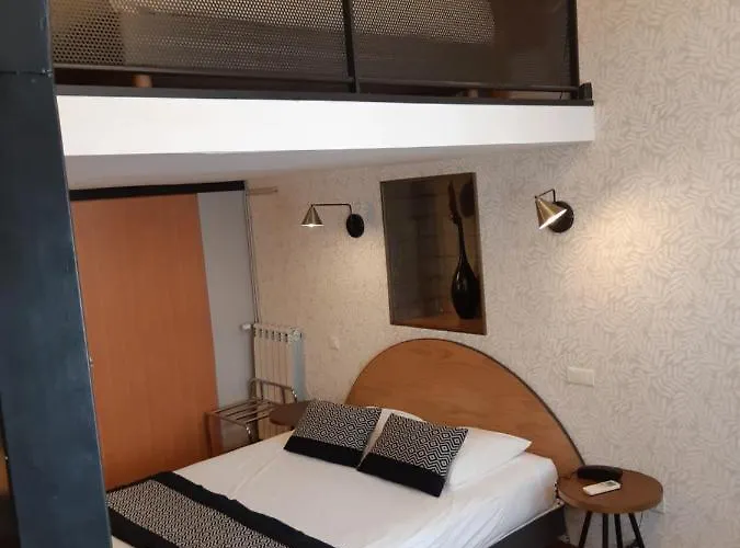 Des Arts, Artisanal Et Independant Ξενοδοχείο