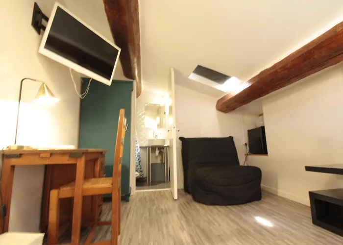 Des Arts, Artisanal Et Independant Szálloda