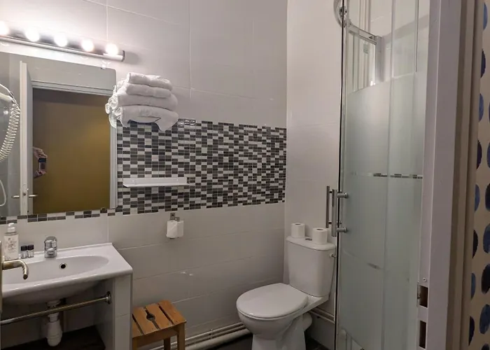 Des Arts, Artisanal Et Independant Szálloda 2*