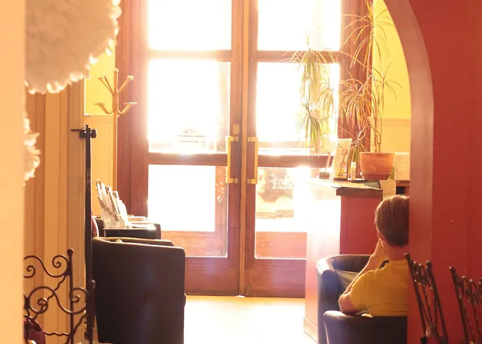 Des Arts, Artisanal Et Independant