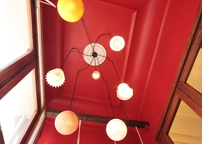 Des Arts, Artisanal Et Independant Ξενοδοχείο Μονπελιέ