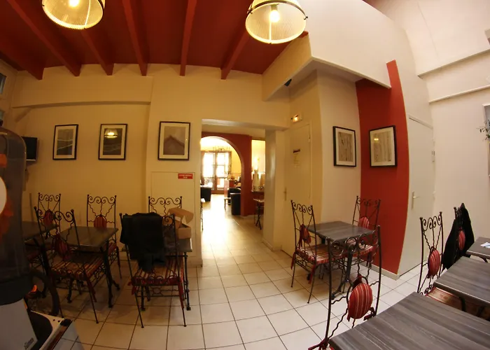 Des Arts, Artisanal Et Independant 2* Montpellier