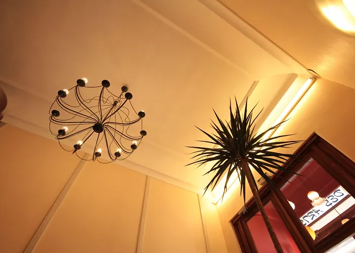 Szálloda Des Arts, Artisanal Et Independant Montpellier