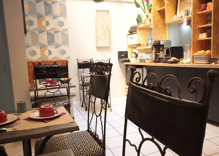 Des Arts, Artisanal Et Independant